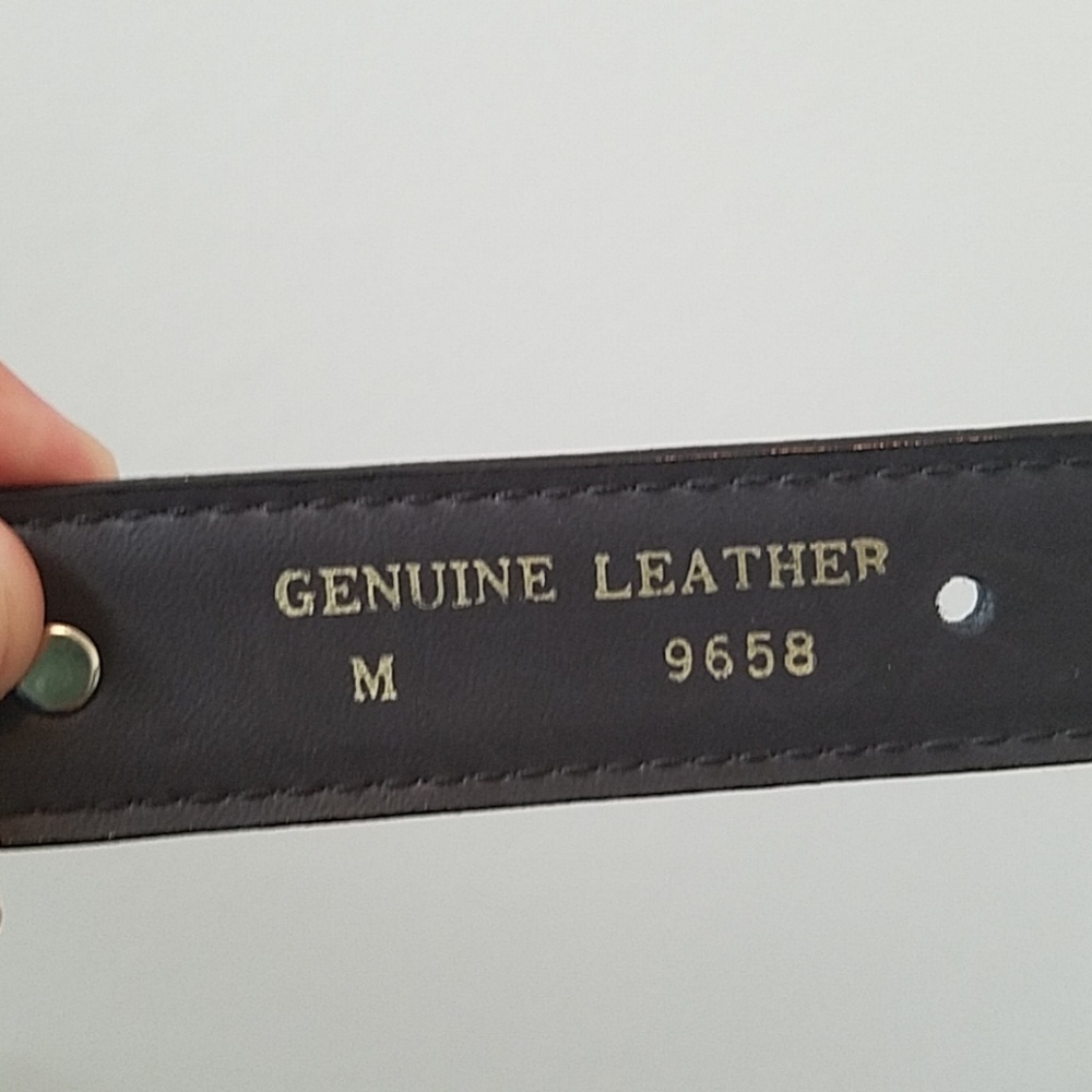 Captiva Collectibles Brown Leather Belt - Picture 5 of 5